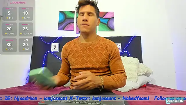 nakedfoam1 online show from 01/10/25, 03:50
