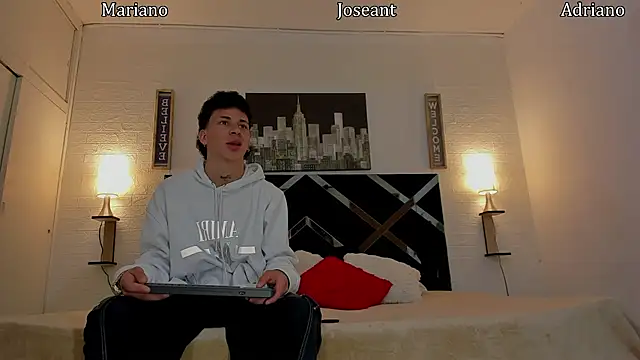 nakedfoam1 online show from 09/09/25, 03:28