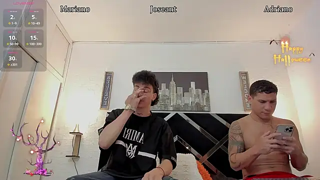 nakedfoam1 online show from 10/17/25, 04:26