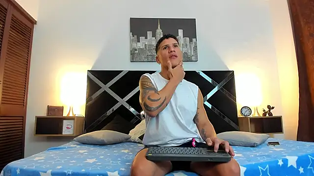 nakedfoam1 online show from 04/14/26, 03:23