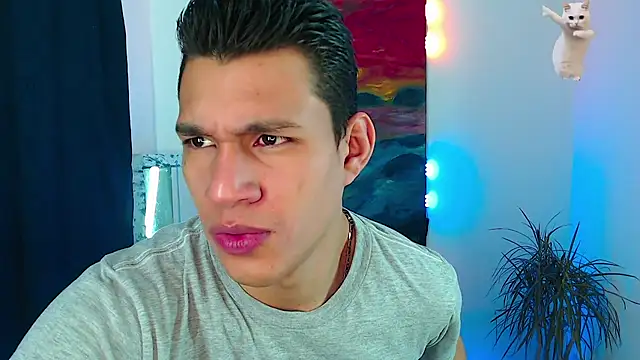 Snapshot of dirtyboy_23 chatting on 03/20/25, 01:46 dirtyboy 23 online show from 03/20/25, 01:46