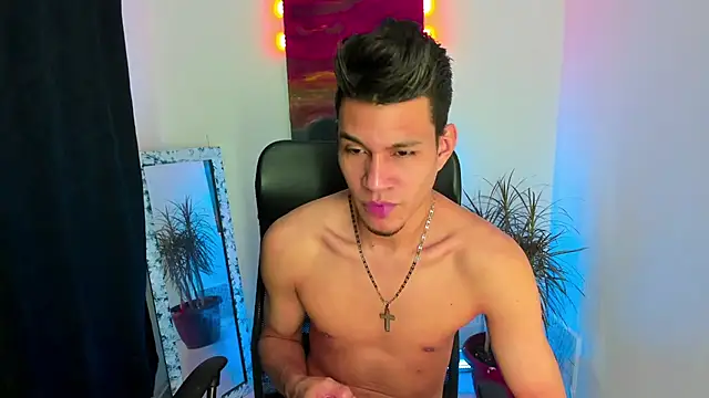 Snapshot of dirtyboy_23 chatting on 10/08/25, 04:10 dirtyboy 23 online show from 10/08/25, 04:10