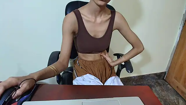 Srabontii online show from 04/04/26, 02:03