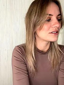 Milla  one online show from 10/14/25, 06:47