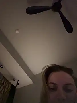 Milla  one online show from 10/26/25, 10:32