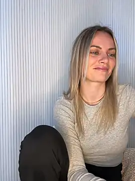 Milla  one online show from 04/01/26, 02:25