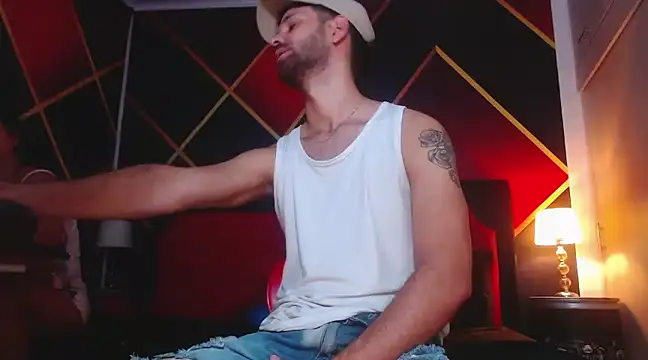 Snapshot of CindyandCarlo chatting on 01/11/25, 07:59 CindyandCarlo online show from 01/11/25, 07:59