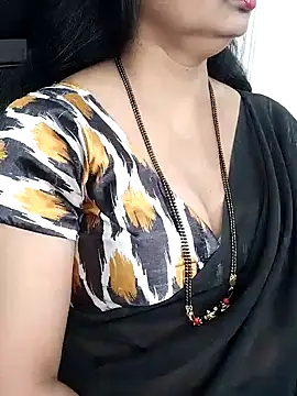 Snapshot of Deepthi_Mysore chatting on 01/10/25, 05:34 Deepthi Mysore online show from 01/10/25, 05:34