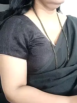 Snapshot of Deepthi_Mysore chatting on 02/02/25, 09:45 Deepthi Mysore online show from 02/02/25, 09:45