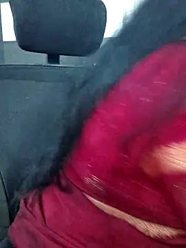 Snapshot of Deepthi_Mysore chatting on 10/15/25, 02:44 Deepthi Mysore online show from 10/15/25, 02:44