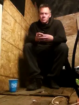 Snapshot of ed44435 chatting on 11/23/25, 02:44 ed44435 online show from 11/23/25, 02:44