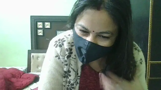 couplesuni online show from 12/25/24, 03:50