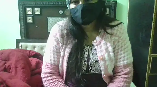 couplesuni online show from 12/29/24, 07:00