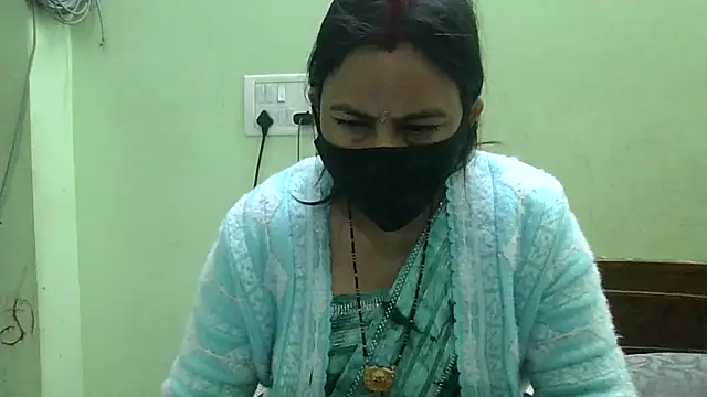 couplesuni online show from 12/31/24, 10:58