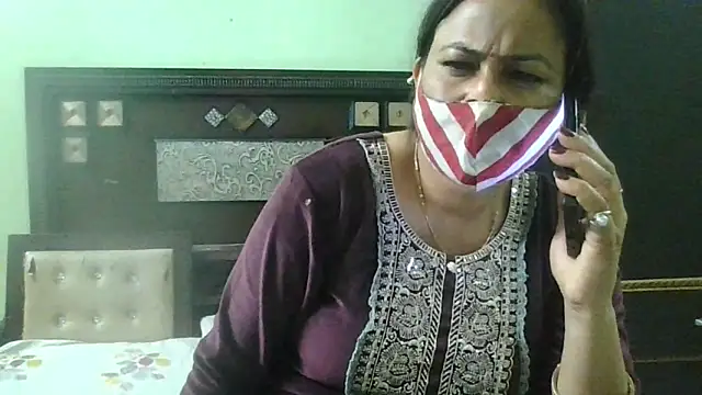 couplesuni online show from 02/12/25, 11:07