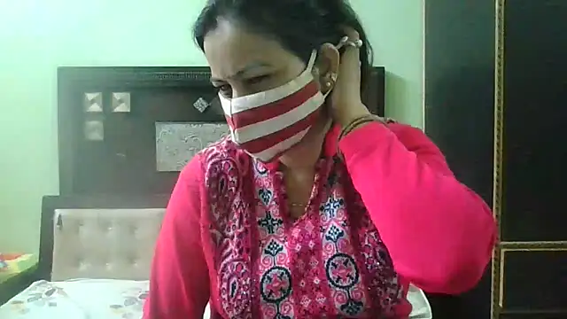 couplesuni online show from 02/13/25, 05:48