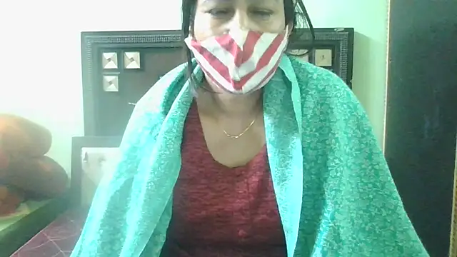 couplesuni online show from 02/14/25, 11:31