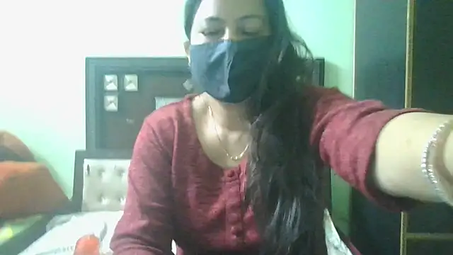 couplesuni online show from 02/23/25, 05:56