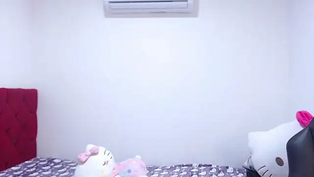 kayla k18 online show from 04/07/26, 04:13