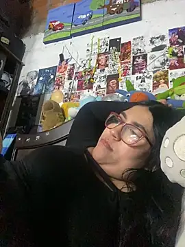 dafne19  online show from 11/13/25, 04:44