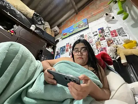 dafne19  online show from 03/21/26, 04:28