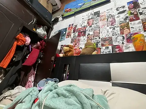 dafne19  online show from 04/08/26, 02:55