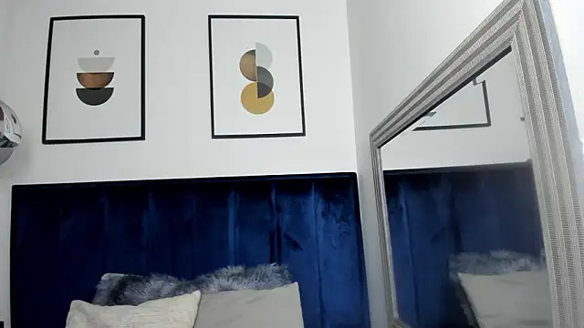 Alaia Cute online show from 02/04/26, 04:18