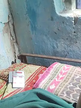 Snapshot of Natasha-In69 chatting on 02/14/26, 10:39 Natasha-In69 online show from 02/14/26, 10:39