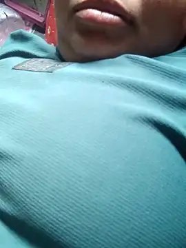 Snapshot of Natasha-In69 chatting on 03/29/26, 11:21 Natasha-In69 online show from 03/29/26, 11:21