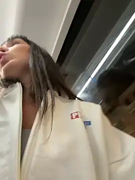 Sophie Avory online show from 10/15/25, 06:19