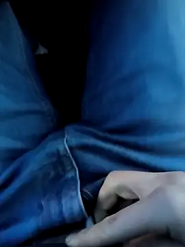 Snapshot of geilehecke1 chatting on 01/07/25, 04:16 geilehecke1 online show from 01/07/25, 04:16