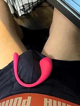 Snapshot of geilehecke1 chatting on 09/12/25, 08:58 geilehecke1 online show from 09/12/25, 08:58