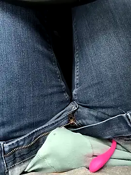 Snapshot of geilehecke1 chatting on 11/06/25, 07:31 geilehecke1 online show from 11/06/25, 07:31