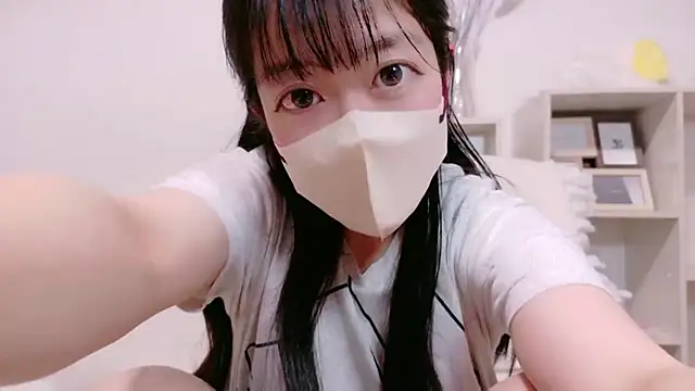 Snapshot of yukinA_xoxo chatting on 02/20/25, 10:59 yukinA xoxo online show from 02/20/25, 10:59