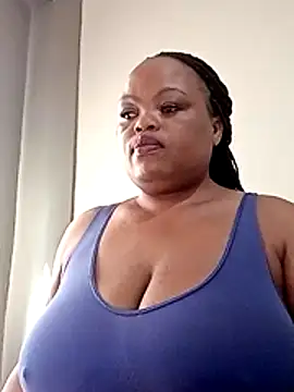 hugemelonsxxx online show from 05/30/26, 09:06