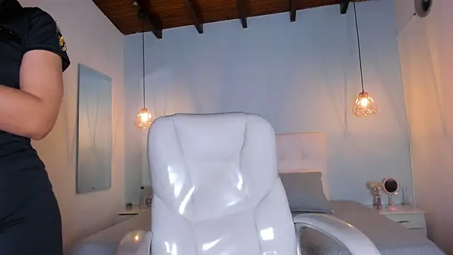 Emma23   online show from 02/28/25, 04:21