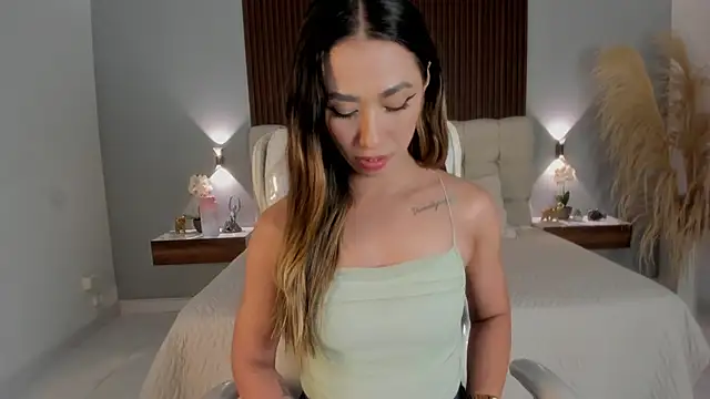 Emma23   online show from 04/26/26, 10:13