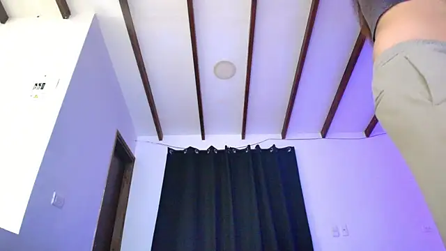 MissPrestige online show from 04/11/26, 07:45