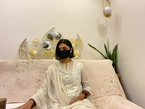 MaYaa  11 online show from 02/14/25, 12:14