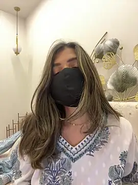 Snapshot of MaYaa__11 chatting on 02/18/26, 07:26 MaYaa 11 online show from 02/18/26, 07:26