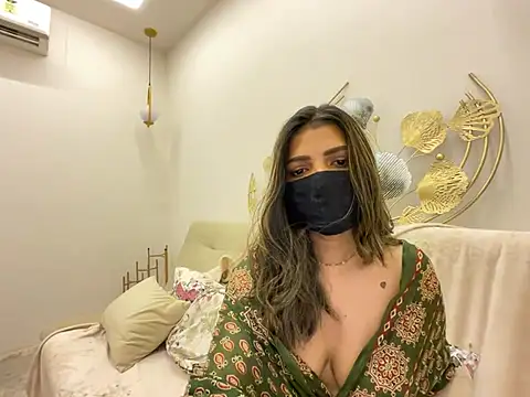 MaYaa  11 online show from 03/15/26, 06:52