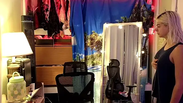 cunty tranny lydia online show from 10/01/25, 04:51