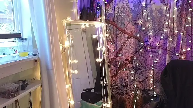 cunty tranny lydia online show from 03/18/26, 07:50