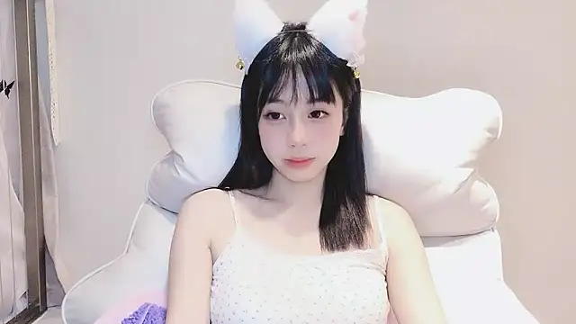 -Hottie online show from 12/07/24, 06:04