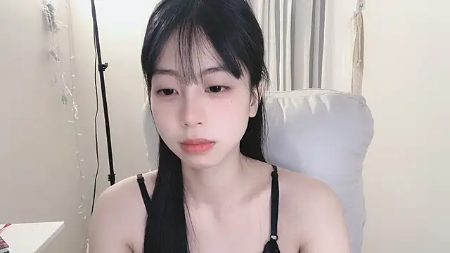 -Hottie online show from 03/11/25, 07:03