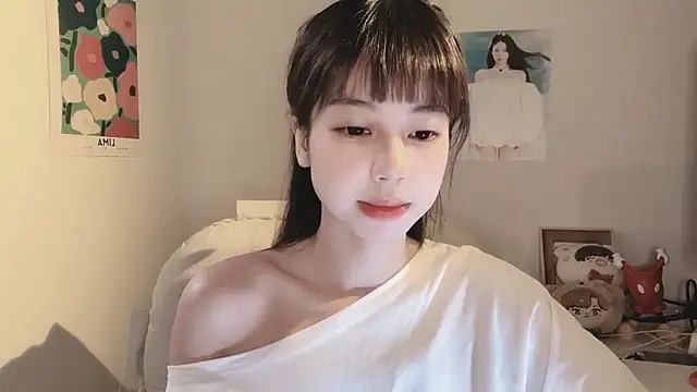 -Hottie online show from 09/10/25, 04:18