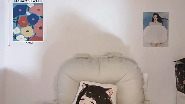 -Hottie online show from 12/01/25, 03:50