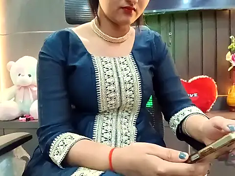 GoldnessAishu online show from 03/19/25, 05:28