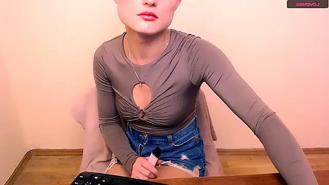 Felliciya online show from 12/05/24, 12:33