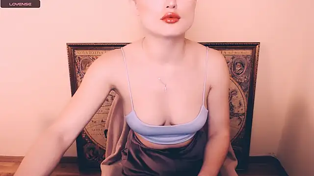 Felliciya online show from 03/12/25, 07:57